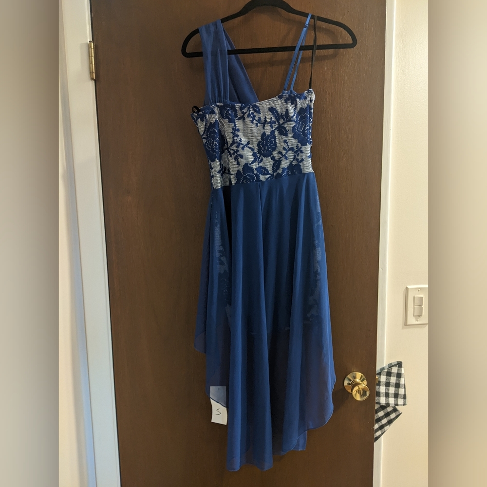 Solar Collection Blue Dress - Picture 2 of 8